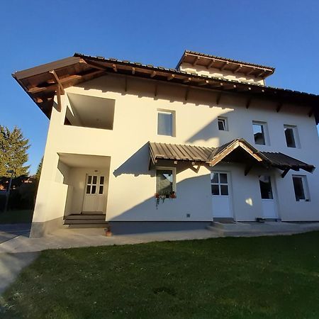 Apartments Vila Velickovic Zlatibor Quarto foto